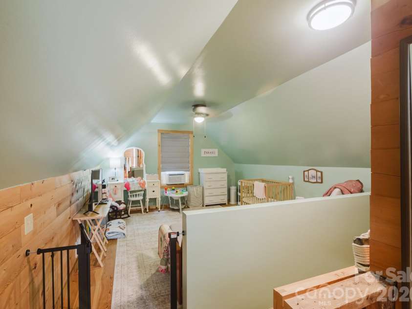 490 Bringle Ferry Road, Denton, NC 27239.  MLS# CAR4427054, YatesRealty ID 52272. 