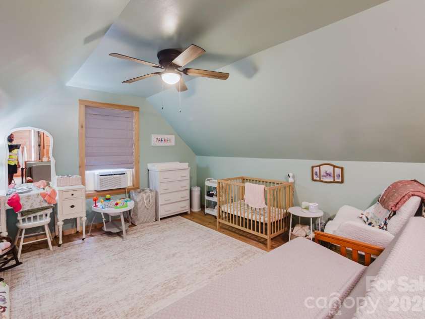490 Bringle Ferry Road, Denton, NC 27239.  MLS# CAR4427054, YatesRealty ID 52272. 