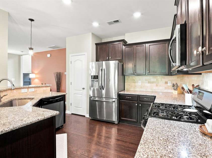 1727 Trentwood Drive, Fort Mill, SC 29715.  MLS# CAR4420632, YatesRealty ID 52273. 