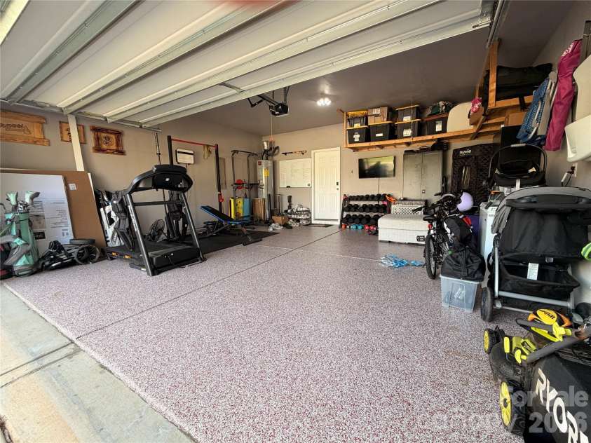 1727 Trentwood Drive, Fort Mill, SC 29715.  MLS# CAR4420632, YatesRealty ID 52273. 