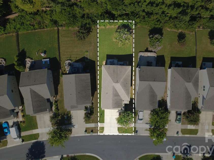 1727 Trentwood Drive, Fort Mill, SC 29715.  MLS# CAR4420632, YatesRealty ID 52273. 