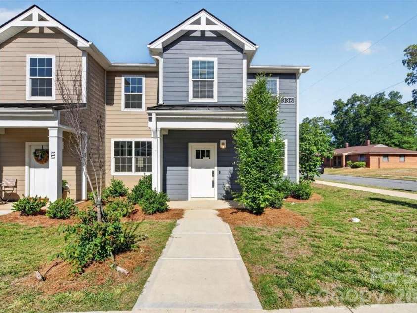 336 Lincoln Street, Concord, NC 28025.  MLS# CAR4237352, YatesRealty ID 5228. Model Unit