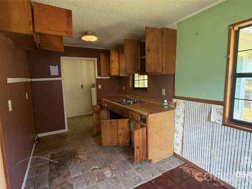 485 Geter Road, Woodleaf, NC 27054.  MLS# CAR4421480, YatesRealty ID 52280. 