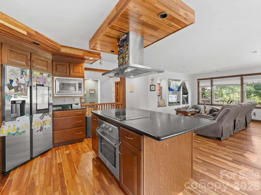 20 Sharpes Cove Road, Leicester, NC 28748.  MLS# CAR4426724, YatesRealty ID 52281. 