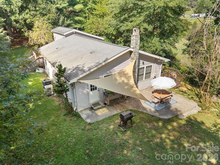 20 Sharpes Cove Road, Leicester, NC 28748.  MLS# CAR4426724, YatesRealty ID 52281. 