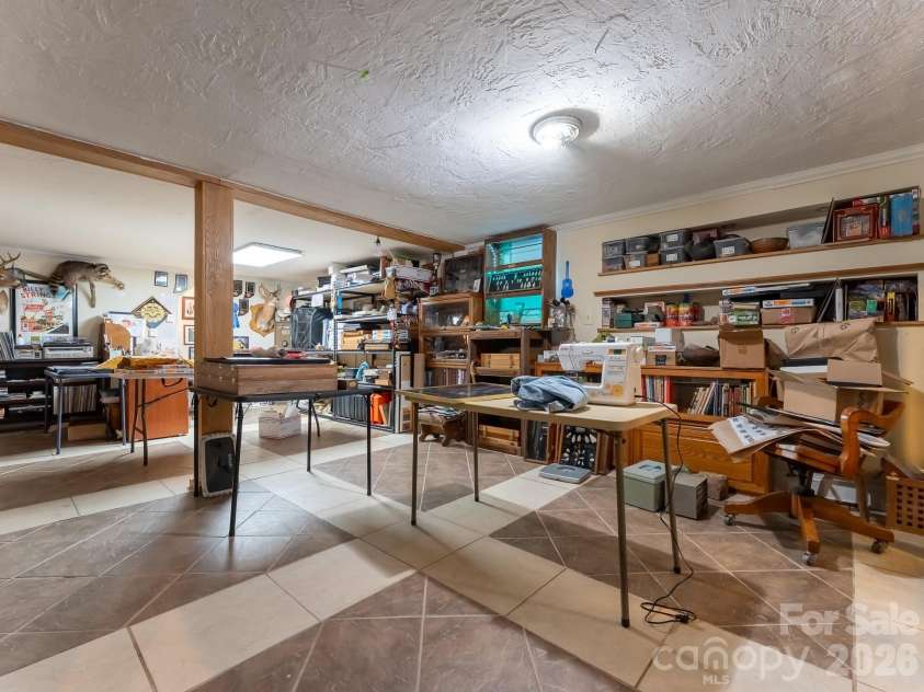 20 Sharpes Cove Road, Leicester, NC 28748.  MLS# CAR4426724, YatesRealty ID 52281. 