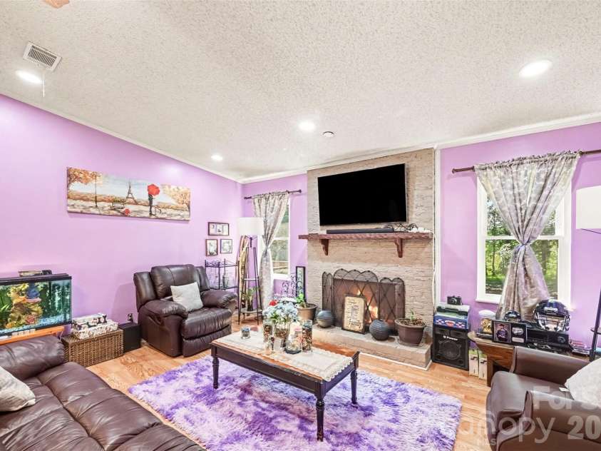 115 Red Fox Court, Mount Holly, NC 28120.  MLS# CAR4426353, YatesRealty ID 52282. 