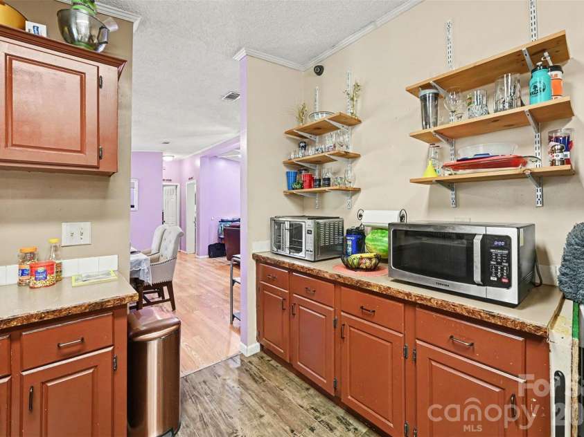 115 Red Fox Court, Mount Holly, NC 28120.  MLS# CAR4426353, YatesRealty ID 52282. 