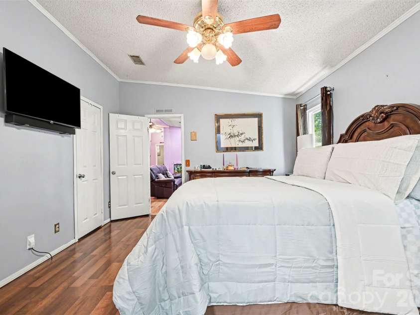 115 Red Fox Court, Mount Holly, NC 28120.  MLS# CAR4426353, YatesRealty ID 52282. 