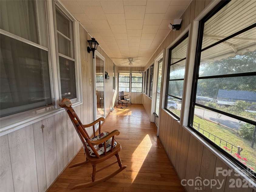 17 Hill Street, Great Falls, SC 29055.  MLS# CAR4427202, YatesRealty ID 52283. 