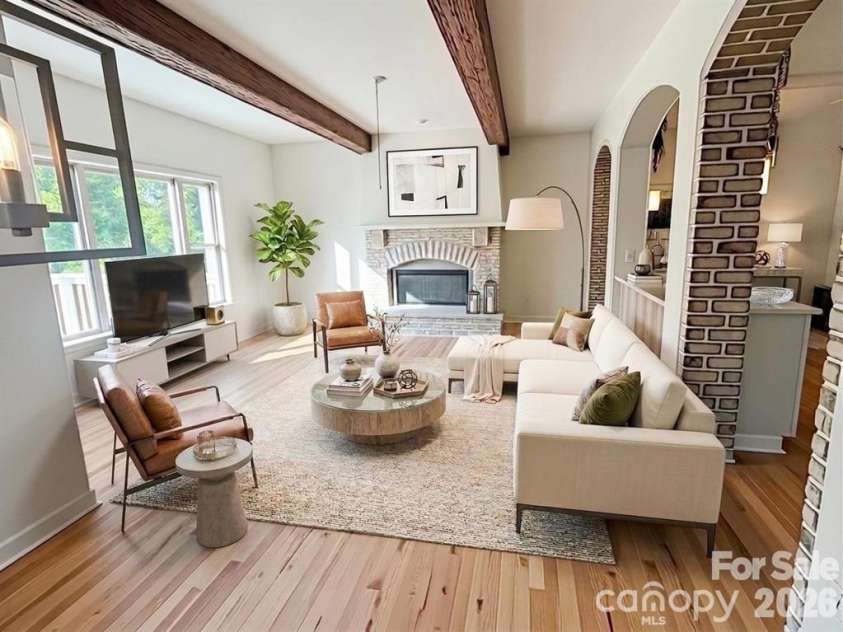 13033 Asbury Chapel Road, Huntersville, NC 28078.  MLS# CAR4426602, YatesRealty ID 52284. 