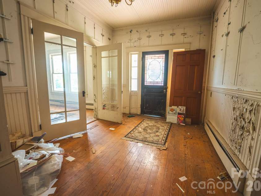 12 1st Avenue Drive, Taylorsville, NC 28681.  MLS# CAR4426348, YatesRealty ID 52286. 