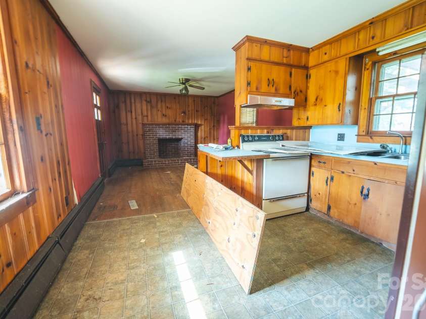 12 1st Avenue Drive, Taylorsville, NC 28681.  MLS# CAR4426348, YatesRealty ID 52286. 