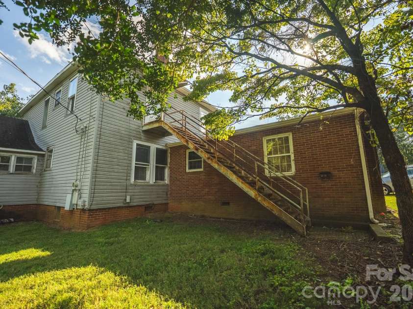 12 1st Avenue Drive, Taylorsville, NC 28681.  MLS# CAR4426348, YatesRealty ID 52286. 