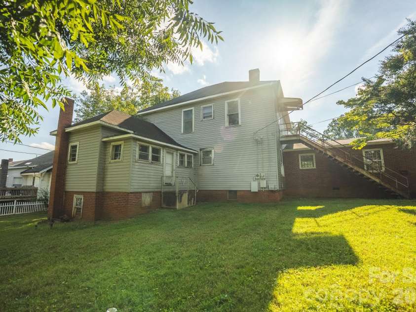 12 1st Avenue Drive, Taylorsville, NC 28681.  MLS# CAR4426348, YatesRealty ID 52286. 