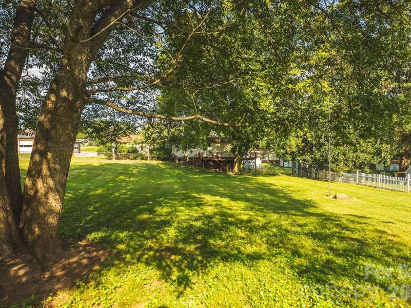 12 1st Avenue Drive, Taylorsville, NC 28681.  MLS# CAR4426348, YatesRealty ID 52286. 