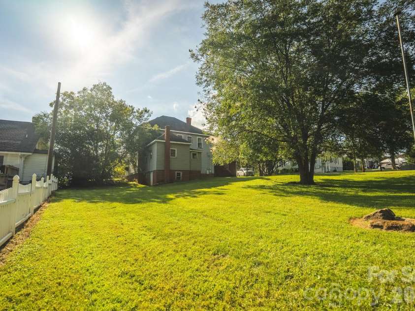 12 1st Avenue Drive, Taylorsville, NC 28681.  MLS# CAR4426348, YatesRealty ID 52286. 