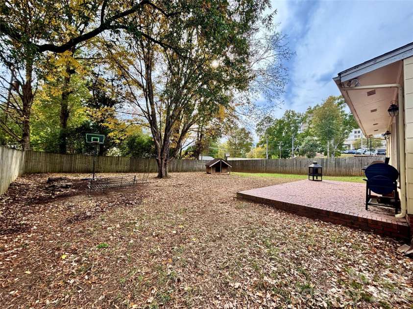 707 Barr Street, Lancaster, SC 29720.  MLS# CAR4426979, YatesRealty ID 52287. 