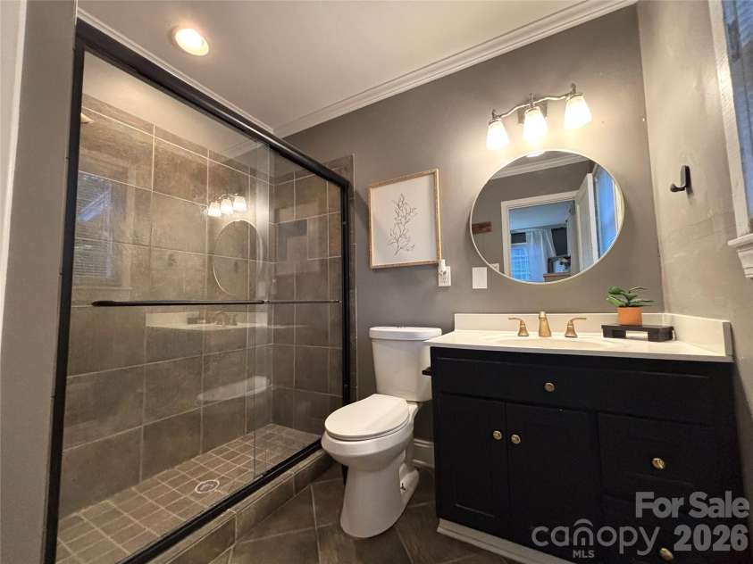 707 Barr Street, Lancaster, SC 29720.  MLS# CAR4426979, YatesRealty ID 52287. Primary bathroom