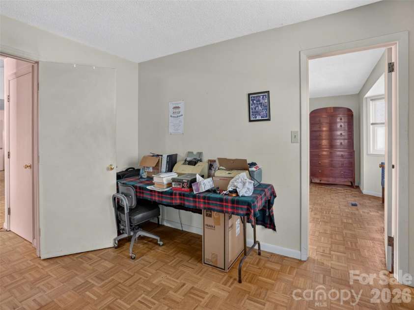 484 Briar Patch Lane, Saluda, NC 28773.  MLS# CAR4426728, YatesRealty ID 52289. 