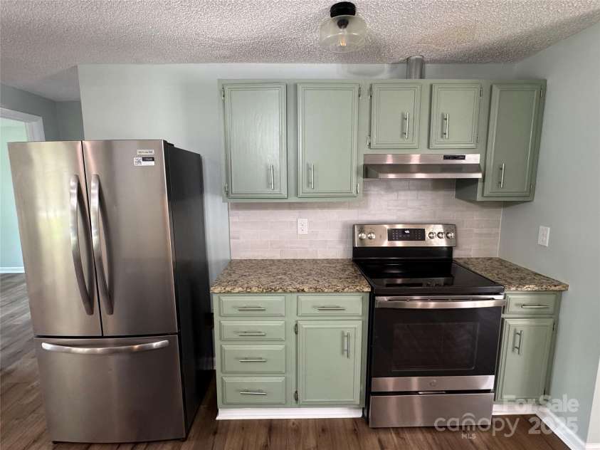 7939 Holly Hill Road, Charlotte, NC 28227.  MLS# CAR4283861, YatesRealty ID 5229. 