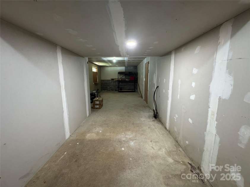 7939 Holly Hill Road, Charlotte, NC 28227.  MLS# CAR4283861, YatesRealty ID 5229. 