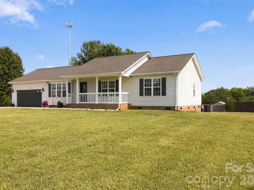 119 Chambwood Lane, Shelby, NC 28152.  MLS# CAR4427158, YatesRealty ID 52290. 
