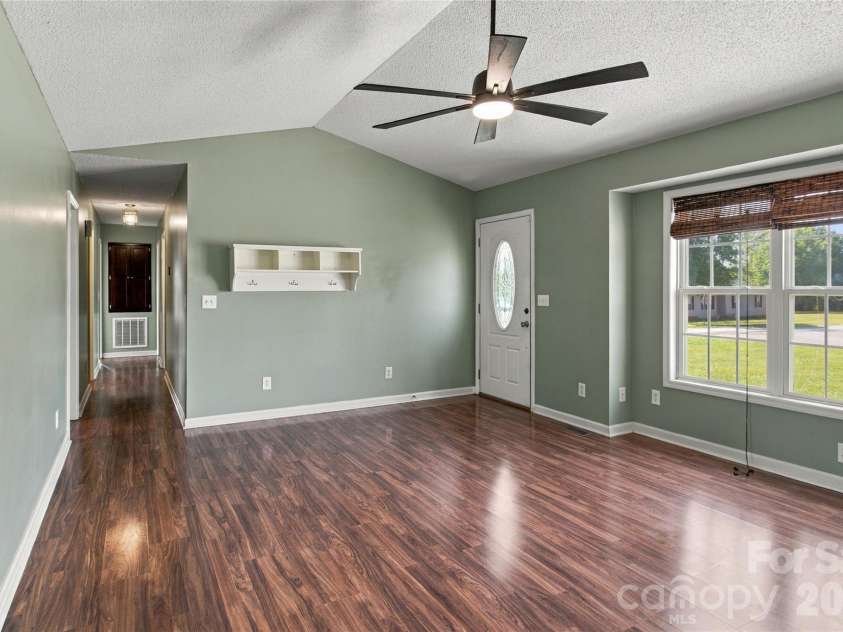 119 Chambwood Lane, Shelby, NC 28152.  MLS# CAR4427158, YatesRealty ID 52290. 
