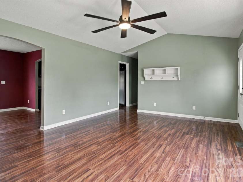 119 Chambwood Lane, Shelby, NC 28152.  MLS# CAR4427158, YatesRealty ID 52290. 