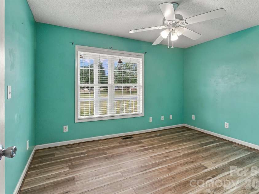 119 Chambwood Lane, Shelby, NC 28152.  MLS# CAR4427158, YatesRealty ID 52290. 