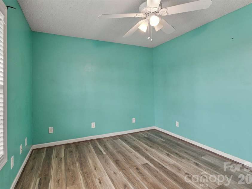 119 Chambwood Lane, Shelby, NC 28152.  MLS# CAR4427158, YatesRealty ID 52290. 