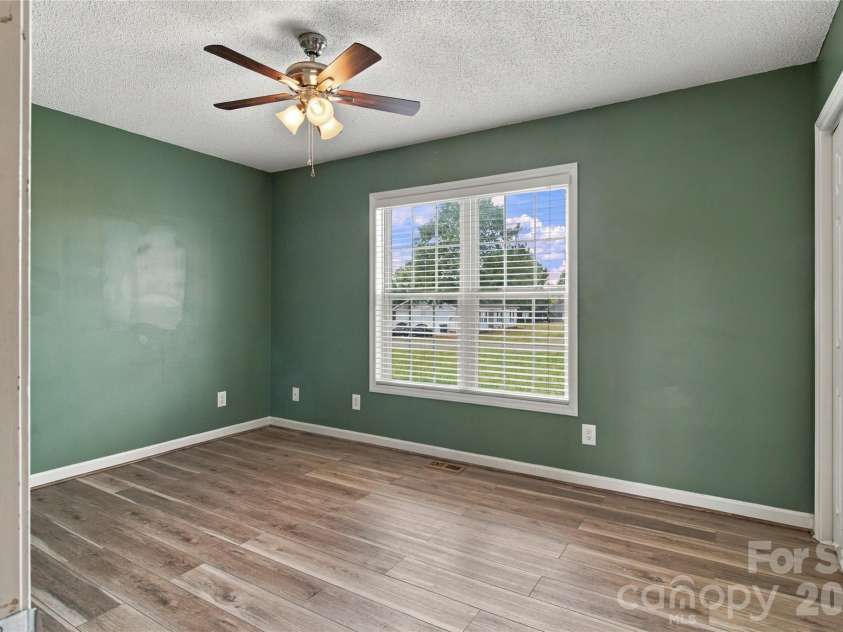 119 Chambwood Lane, Shelby, NC 28152.  MLS# CAR4427158, YatesRealty ID 52290. 