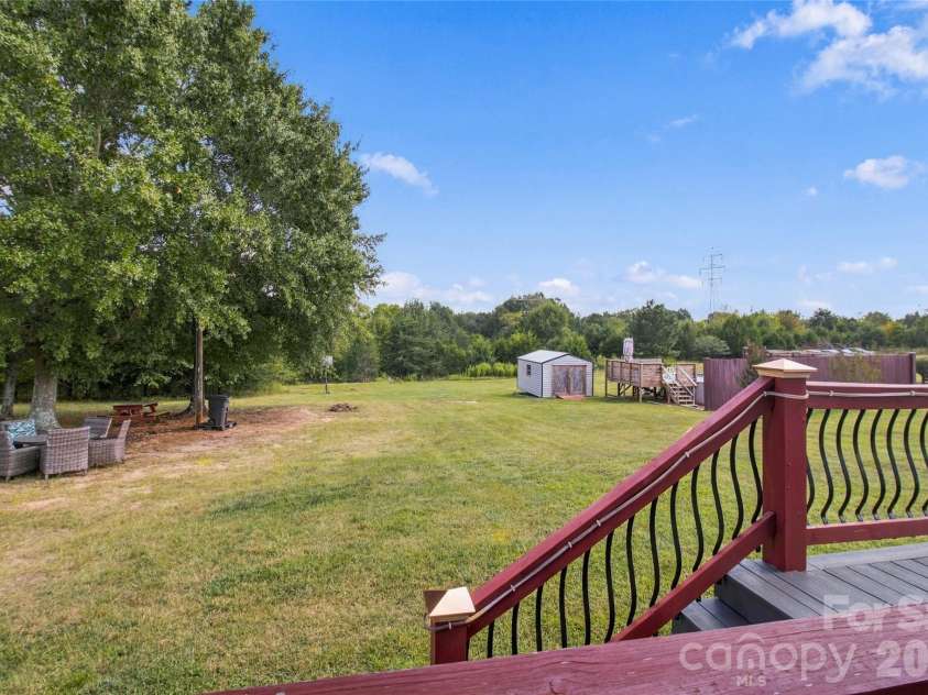 119 Chambwood Lane, Shelby, NC 28152.  MLS# CAR4427158, YatesRealty ID 52290. 
