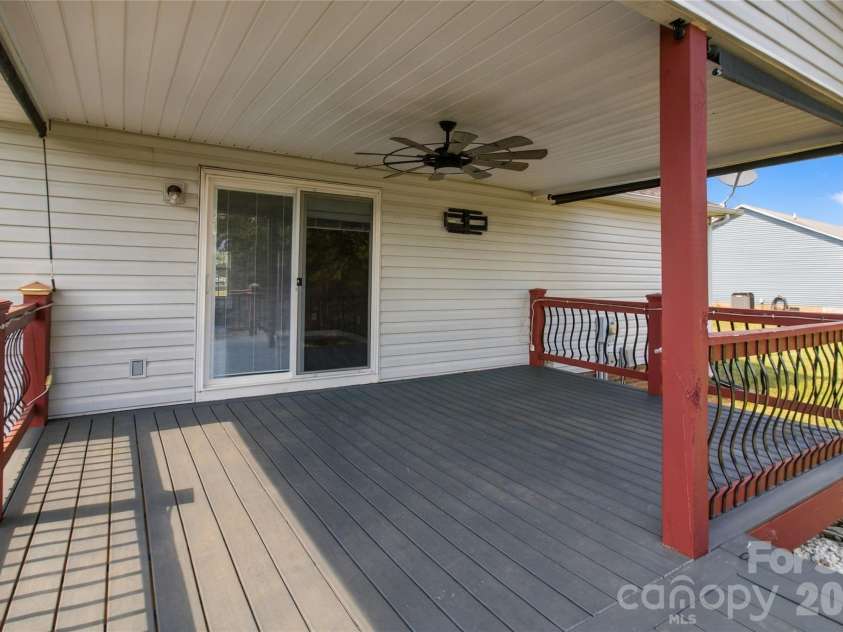 119 Chambwood Lane, Shelby, NC 28152.  MLS# CAR4427158, YatesRealty ID 52290. 