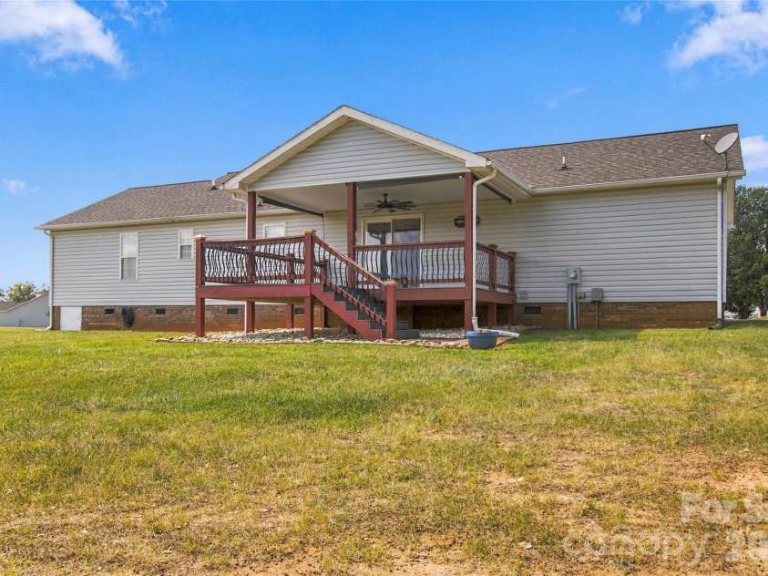 119 Chambwood Lane, Shelby, NC 28152.  MLS# CAR4427158, YatesRealty ID 52290. 