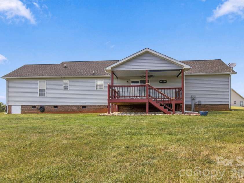 119 Chambwood Lane, Shelby, NC 28152.  MLS# CAR4427158, YatesRealty ID 52290. 