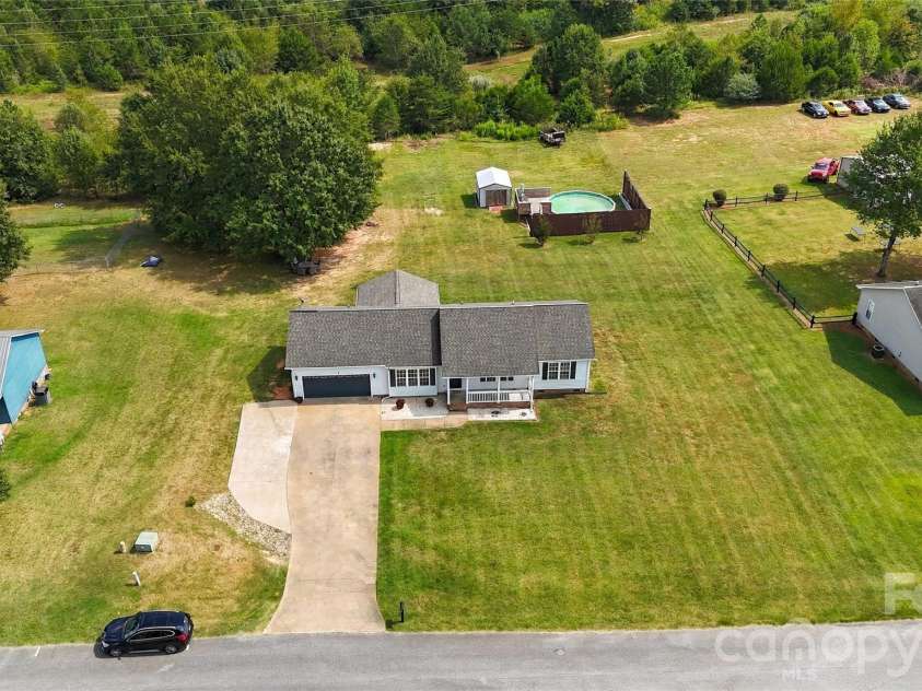 119 Chambwood Lane, Shelby, NC 28152.  MLS# CAR4427158, YatesRealty ID 52290. 