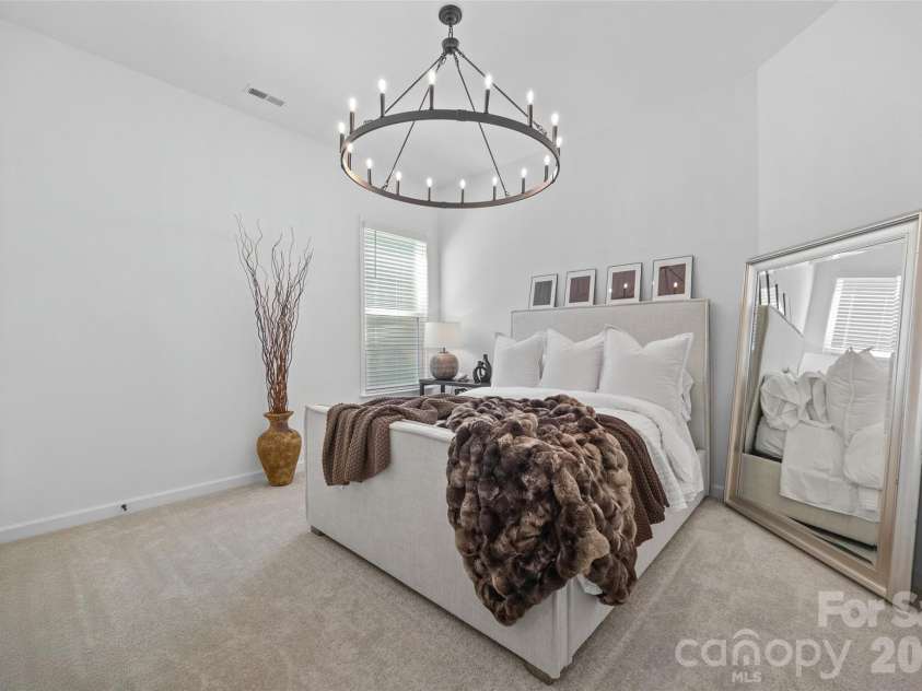 129 Glenn Drive, Mooresville, NC 28115.  MLS# CAR4425120, YatesRealty ID 52293. 