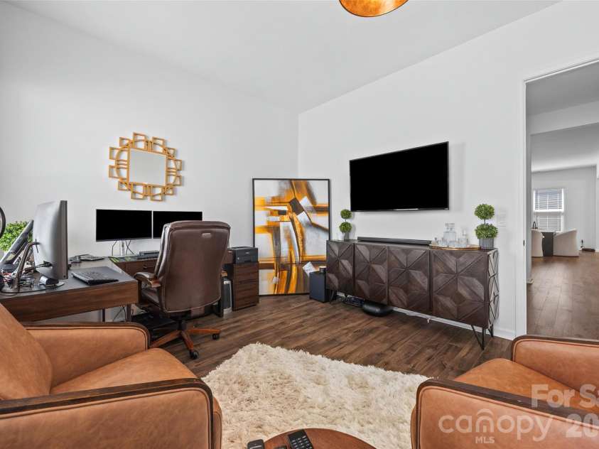 129 Glenn Drive, Mooresville, NC 28115.  MLS# CAR4425120, YatesRealty ID 52293. 