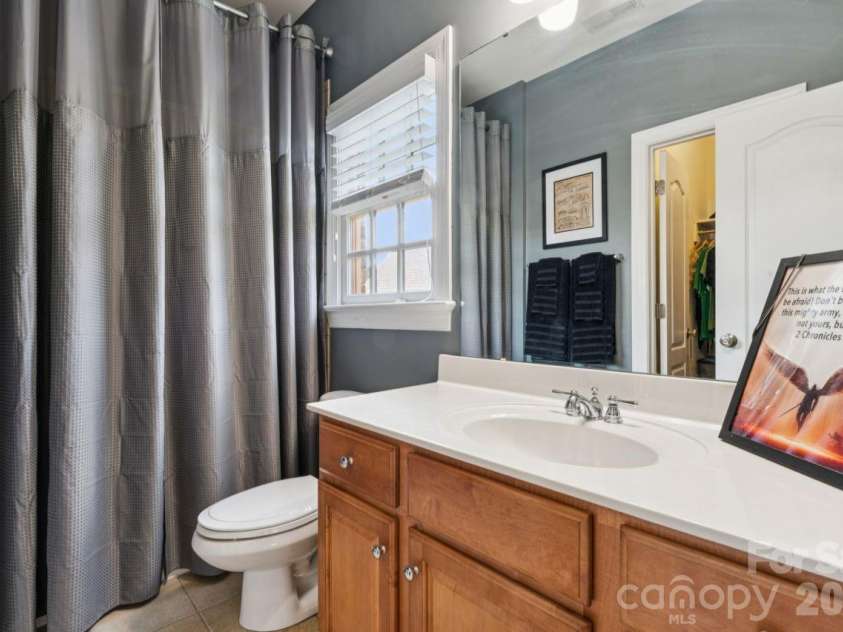 2815 Bevis Lane, Waxhaw, NC 28173.  MLS# CAR4425030, YatesRealty ID 52294. Bathroom 2