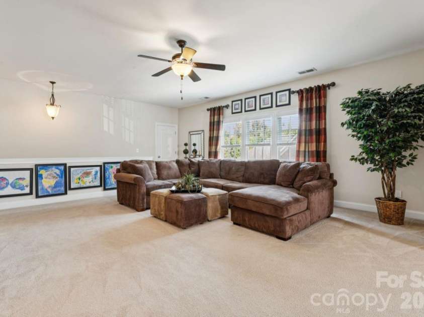 2815 Bevis Lane, Waxhaw, NC 28173.  MLS# CAR4425030, YatesRealty ID 52294. Bonus room