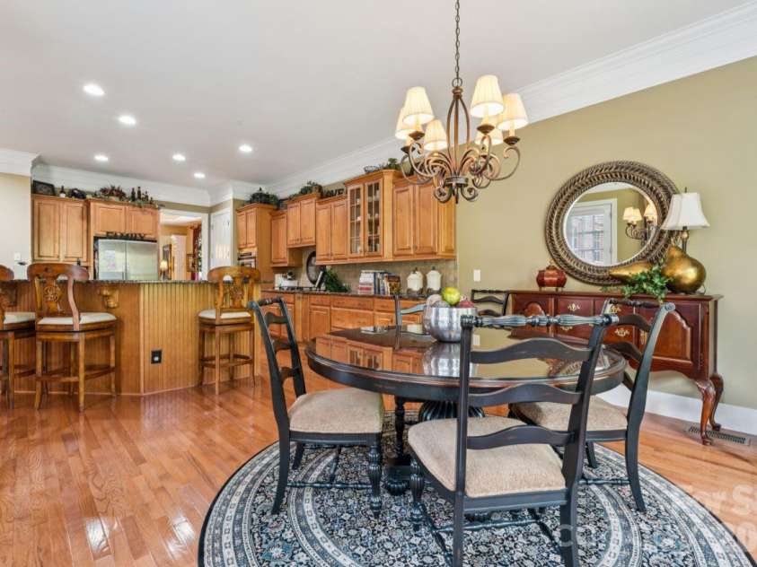 2815 Bevis Lane, Waxhaw, NC 28173.  MLS# CAR4425030, YatesRealty ID 52294. Breakfast nook and kitchen