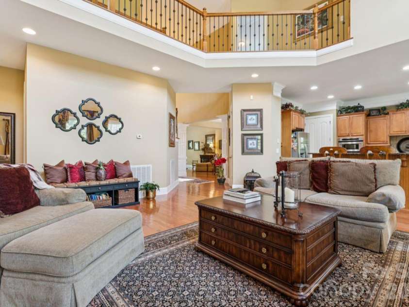2815 Bevis Lane, Waxhaw, NC 28173.  MLS# CAR4425030, YatesRealty ID 52294. Open living plan