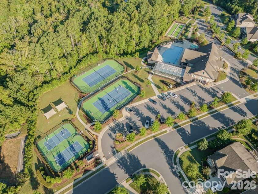 17810 Pawleys Plantation Lane, Charlotte, NC 28278.  MLS# CAR4424921, YatesRealty ID 52295. HOA Amenities