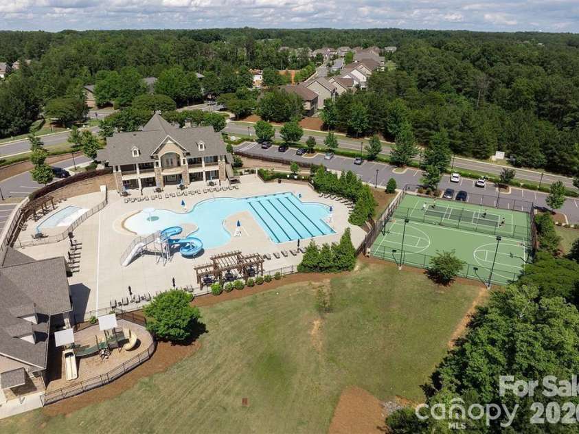 17810 Pawleys Plantation Lane, Charlotte, NC 28278.  MLS# CAR4424921, YatesRealty ID 52295. HOA Amenities