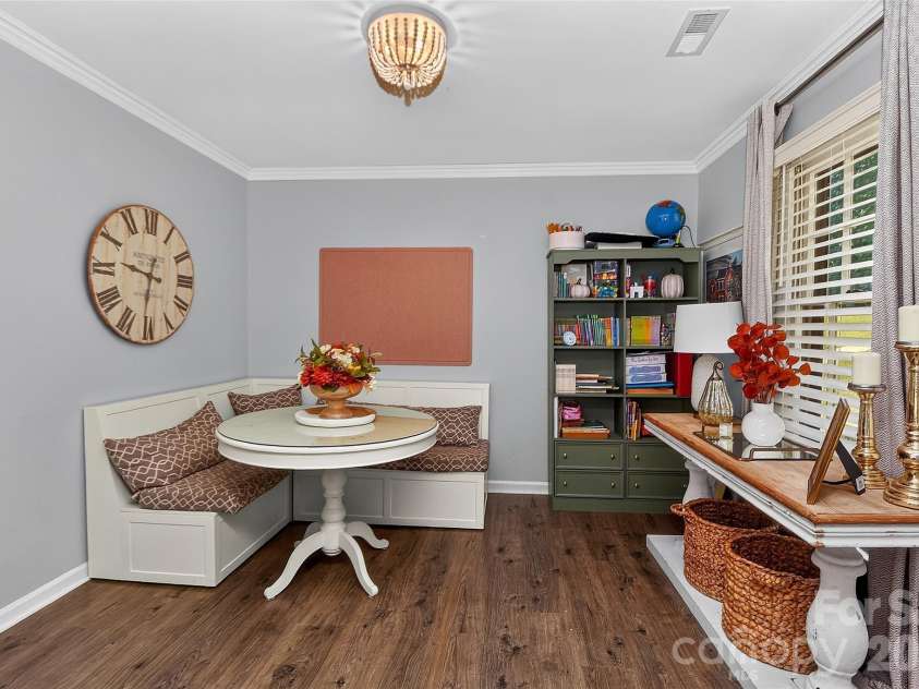 622 Silversmith Lane, Charlotte, NC 28270.  MLS# CAR4422392, YatesRealty ID 52298. 