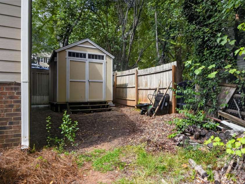 622 Silversmith Lane, Charlotte, NC 28270.  MLS# CAR4422392, YatesRealty ID 52298. 