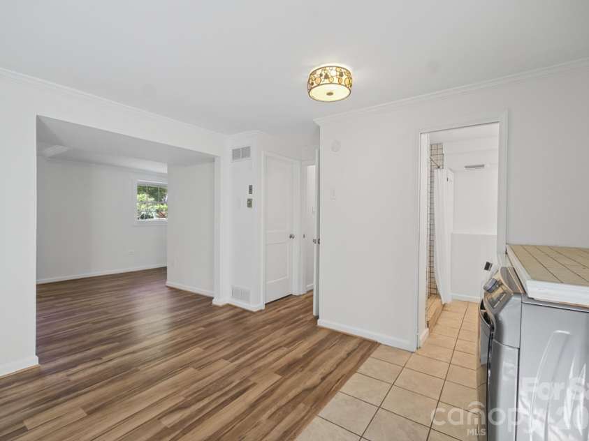 35 Clement Drive, Asheville, NC 28805.  MLS# CAR4422265, YatesRealty ID 52299. Basement suite