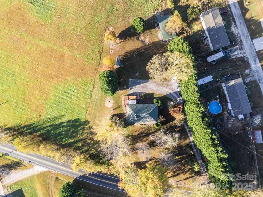 290 Stepp Mill Road, Hendersonville, NC 28792.  MLS# CAR4317367, YatesRealty ID 523. Aerial View
