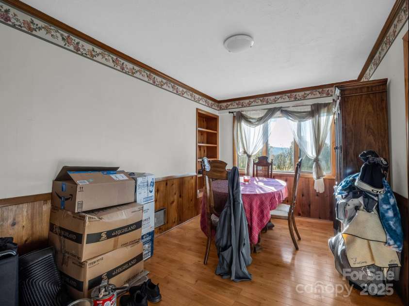 290 Stepp Mill Road, Hendersonville, NC 28792.  MLS# CAR4317367, YatesRealty ID 523. Dining Room 